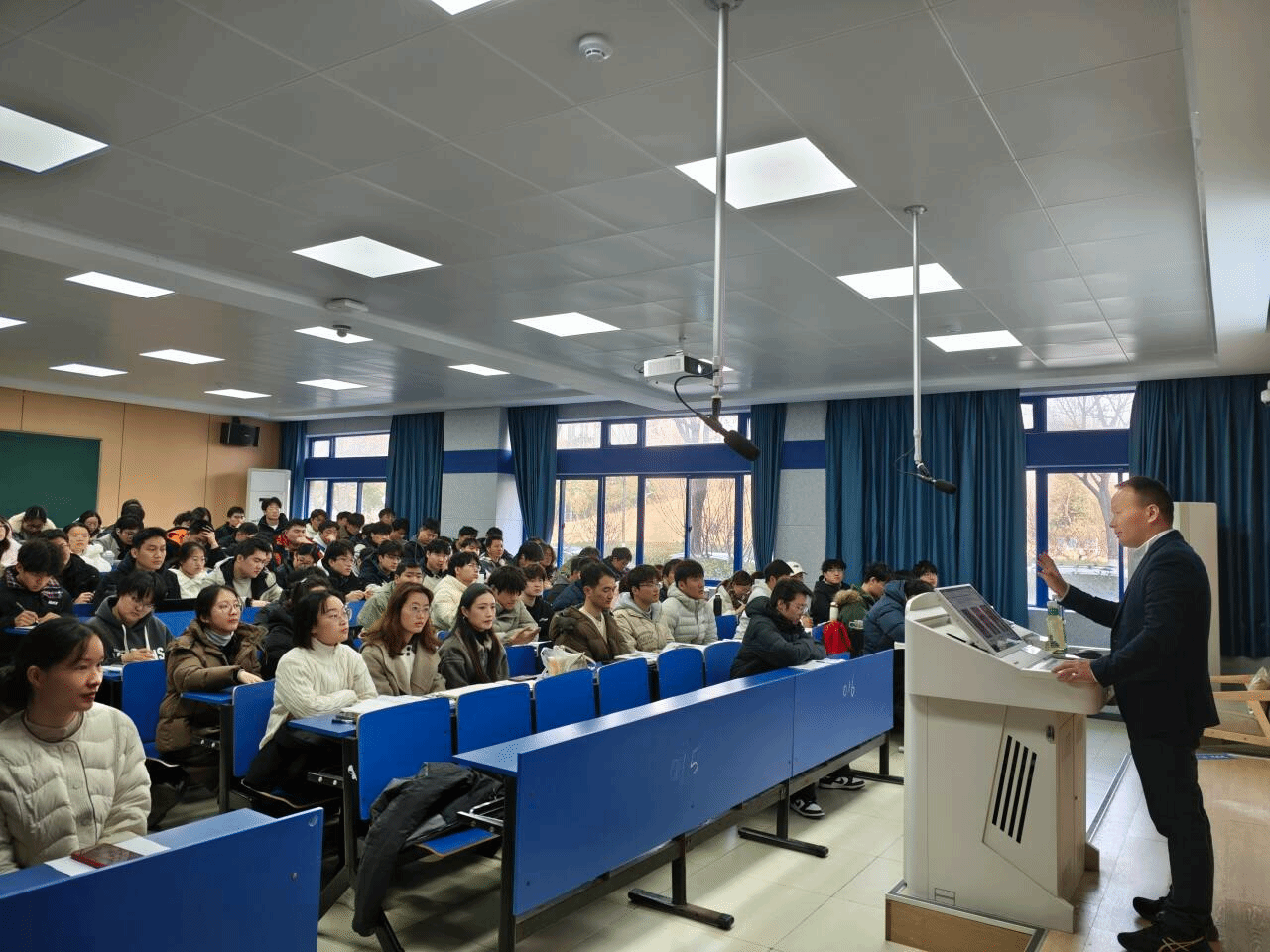 中华口腔医学会教学对口帮扶欧乐影院
...